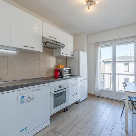 M018 Marquer T3 Proche Gare D'annemasse Apartamento